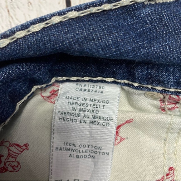 True Religion Women’s Distressed Blue Straight Jeans size 31 - Picture 10 of 12